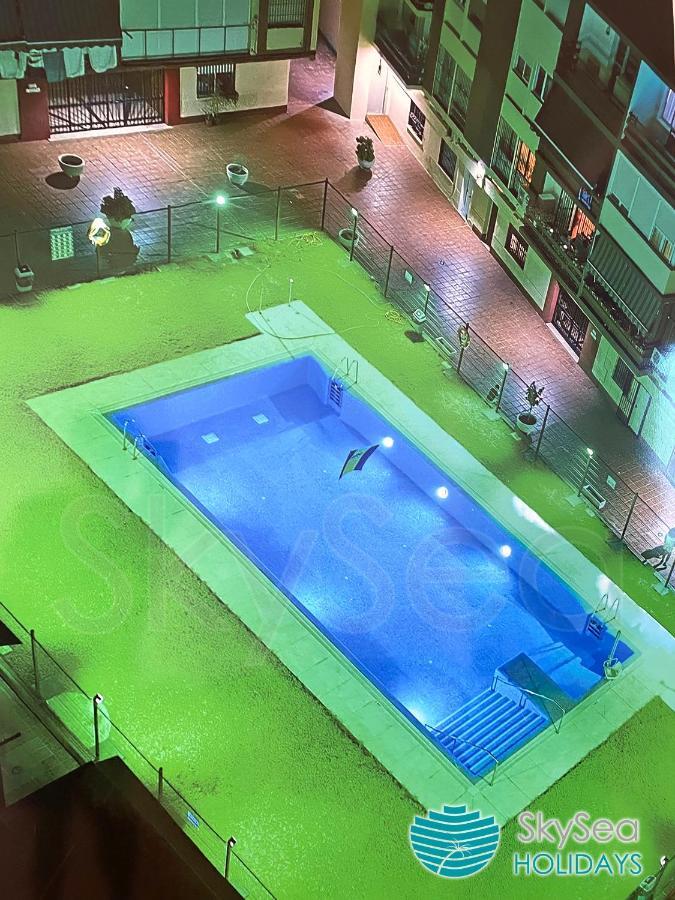 Apartamento SkySeaHolidays Torremolinos Centro Exterior foto